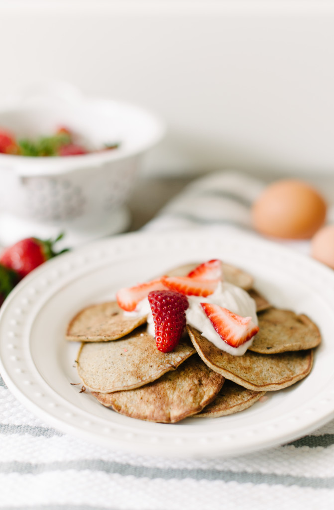 2 Ingredient Pancakes via the Simply Real Health Cookbook // www.simplyrealhealth.com //