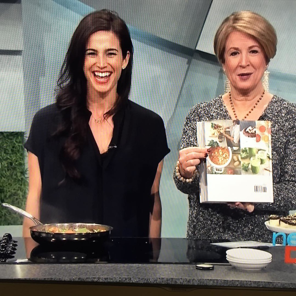 Sarah Adler on New Day Northwest: Live Cooking Show with 5 minutes meals! @simplyrealhealth 