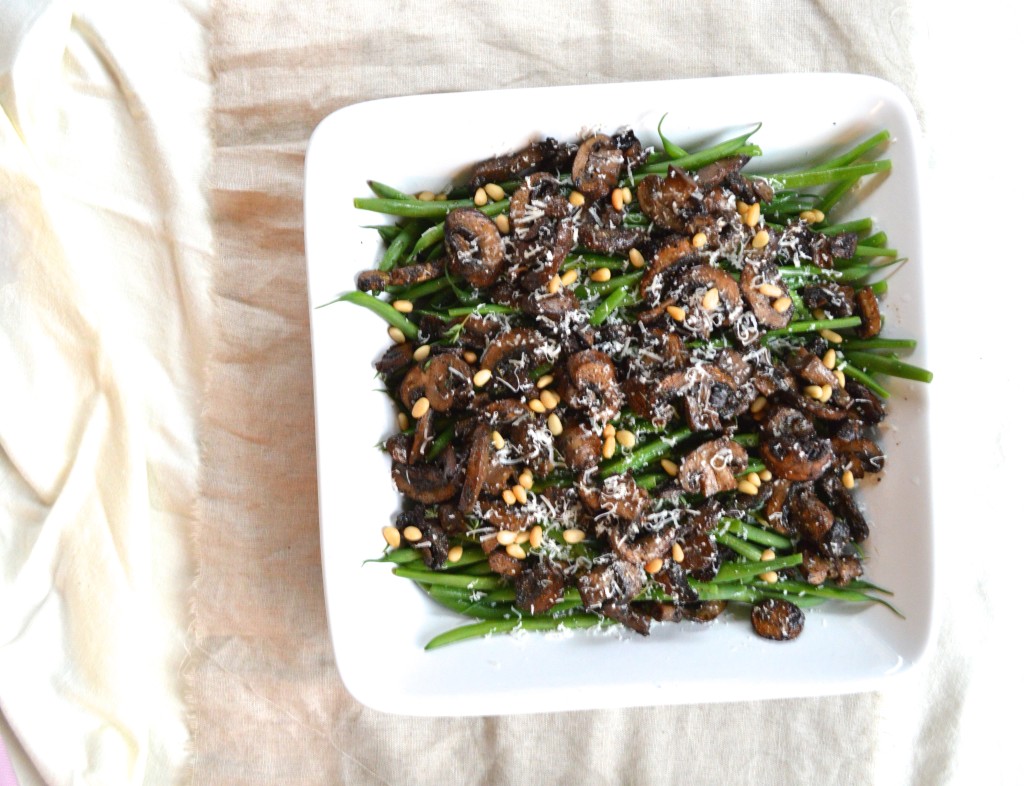 Green Beans + Mushrooms with Pine Nuts and Pecorino via @simplyrealhealth