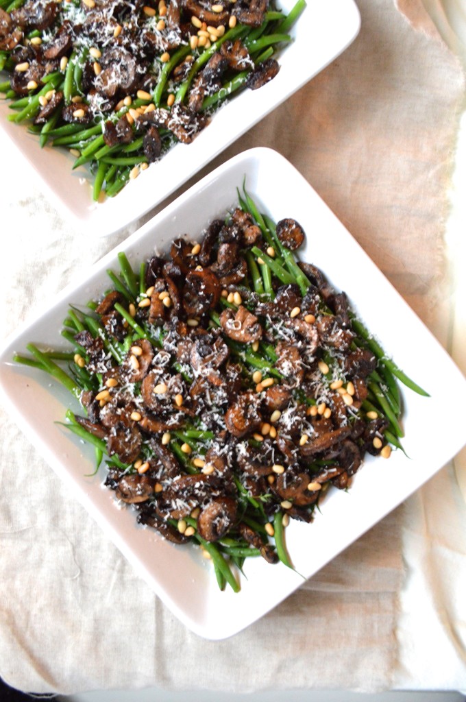 Green Beans + Mushrooms with Pine Nuts and Pecorino via @simplyrealhealth