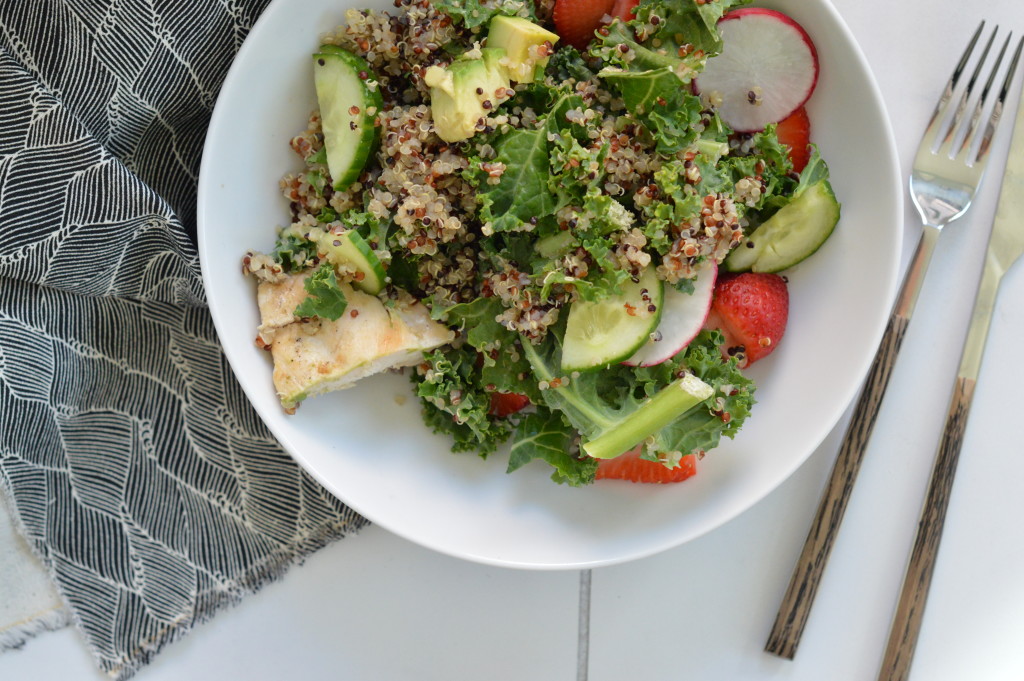 Spring Quinoa + Chicken Salad via the Spring Meal Plan // www.simplyrealhealth.com 