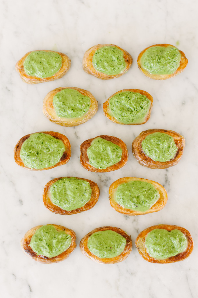 Roasted Potato Bites with Parsley-Chive Tapenade-2