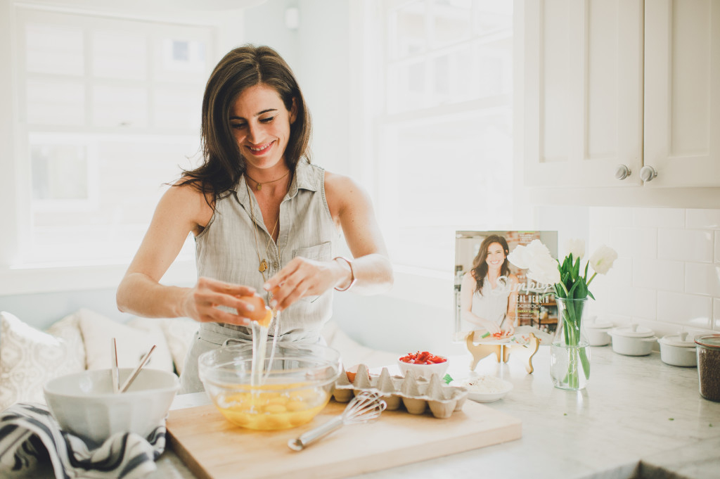 Project BRUNCH: Life changing salad: The Spring Green Salad with Lemon Feta Dressing via @simplyrealhealth