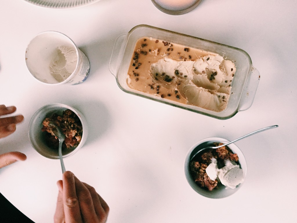 Easy, no churn, cocoa nib ice cream. Gluten and dairy free too! Recipe from @simplyrealhealth