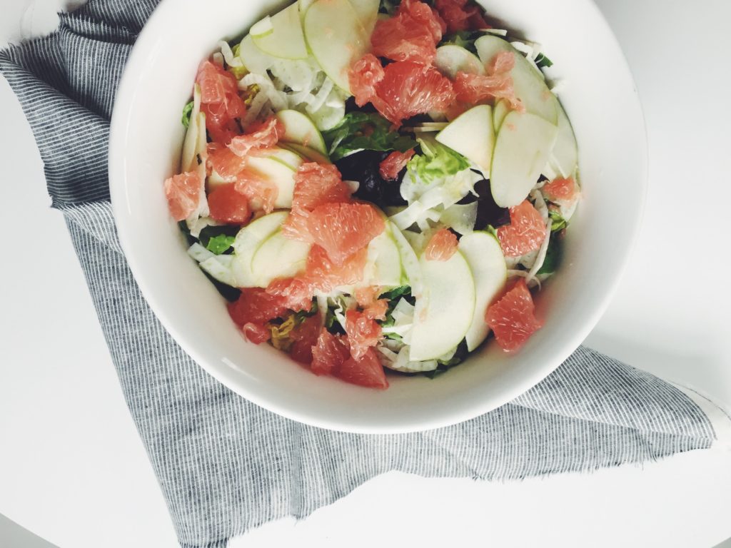 Apple, Fennel + Grapefruit Salad with Mint Poppyseed Dressing via @simplyrealhealth