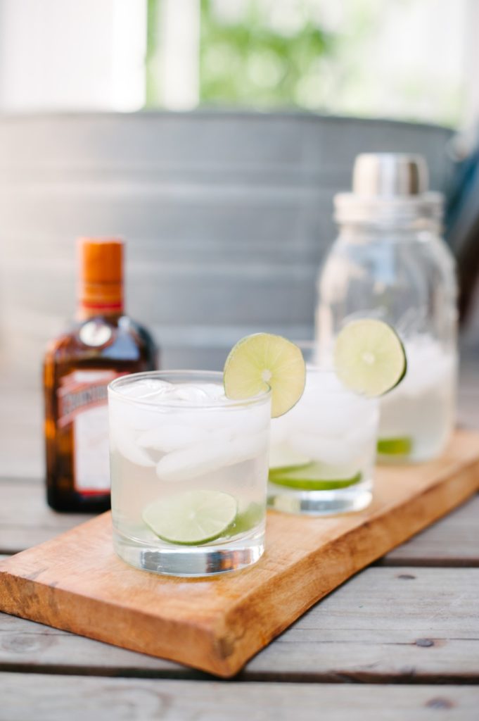 The best skinny (healthy) margarita of your life! via @simplyrealhealth and The Simply Real Health Cookbook